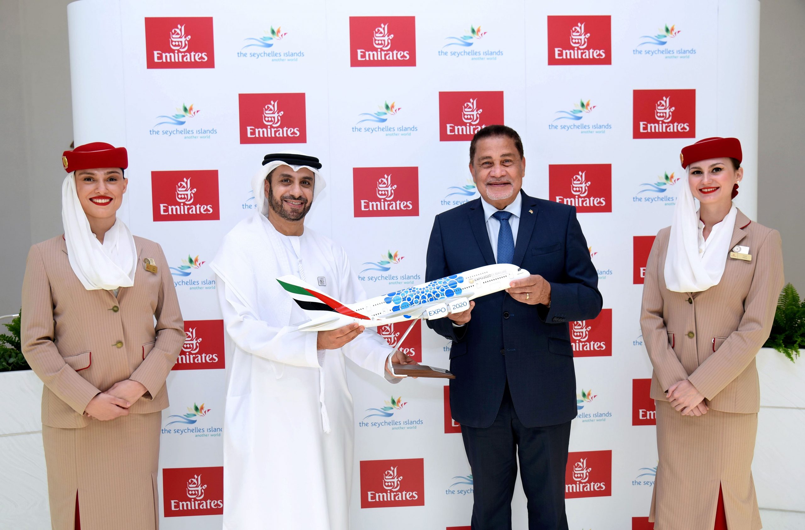 Emirates renueva su compromiso con Seychelles