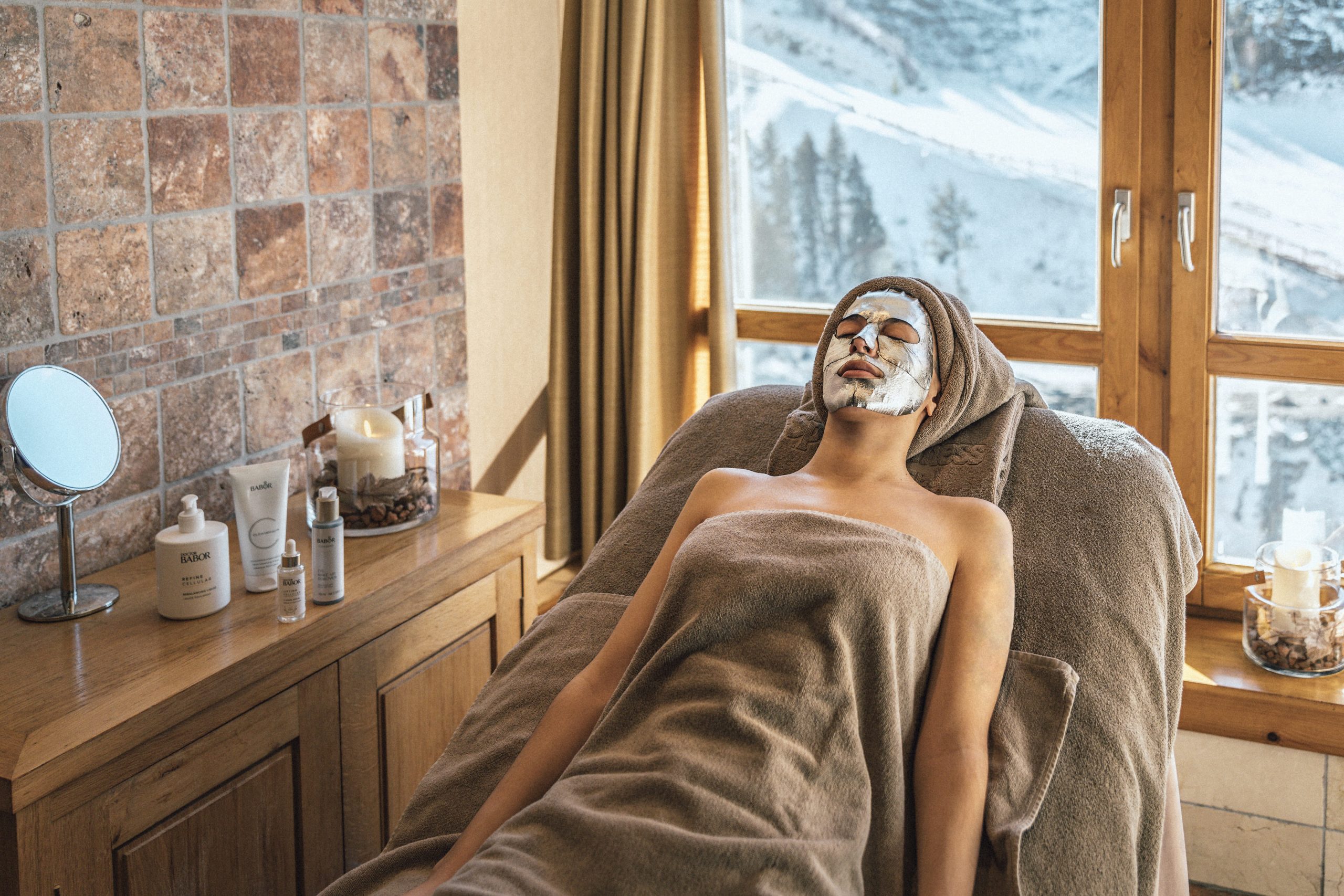 Tratamiento facial en Sport Hotel Hermitage & Spa