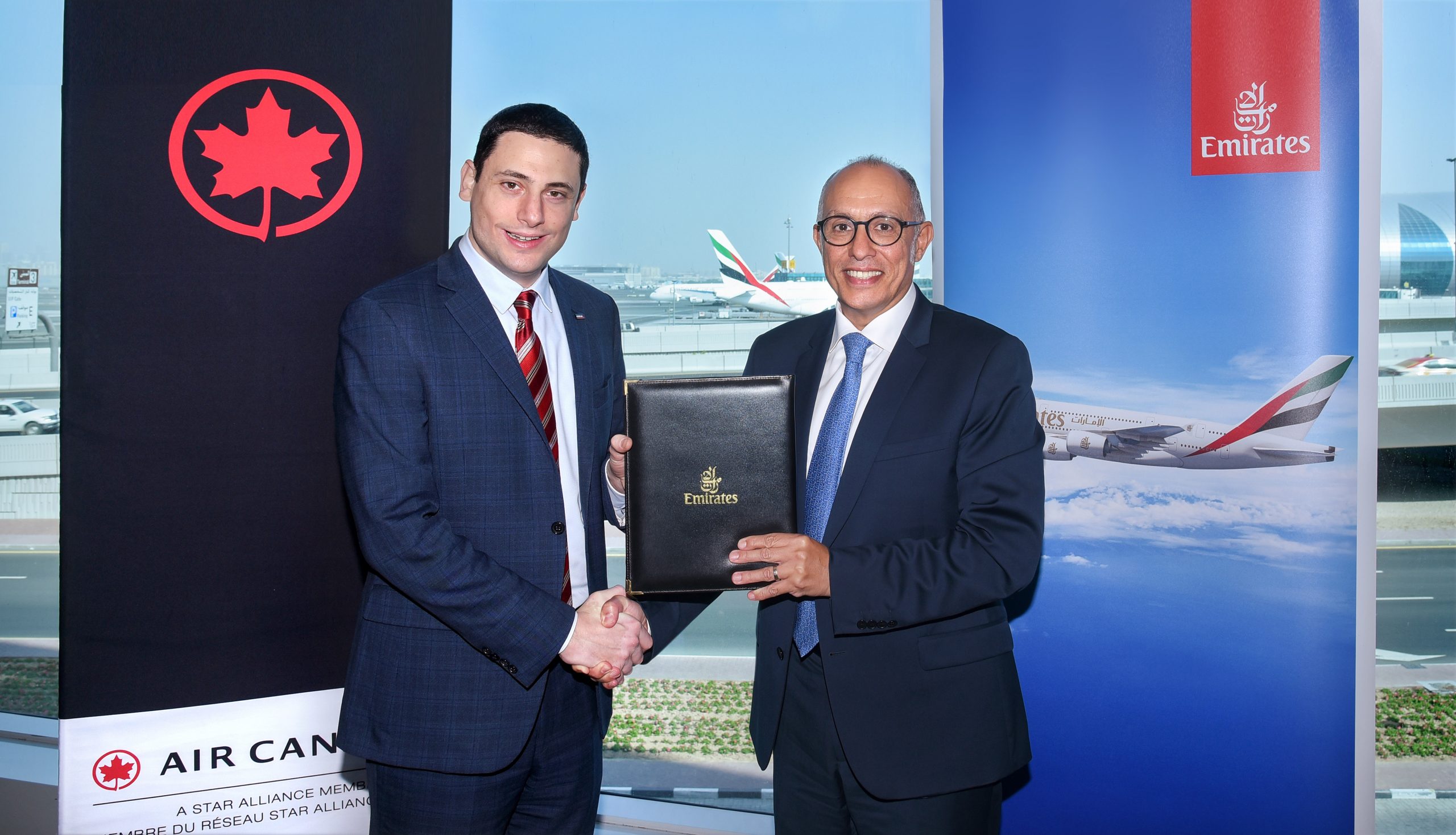 Acuerdo firmado de Emirates Skywards y Aeroplan